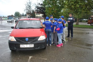 Prijedorski školarci u ulozi policijskih službenika