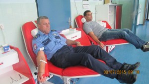 cjbpd-policajci darivali krv (1)