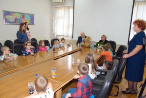 srna-djeca iz vrtica kod gradonacelnika (1)