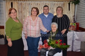 baka stoja vuckovic proslavila 90 rodjendan (2)