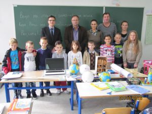 fond-bosnjaci-oprema-za-prijedorske-skole-3