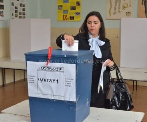izbori-2016-glasanje-10