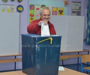 izbori-2016-glasanje-15