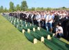 Prijedor: Kolektivna dženaza za 86 bošnjačkih žrtava – FOTO
