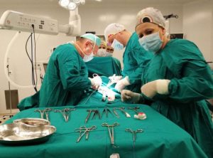 Zdravstveni sistem RS ojačaće 368 ljekara specijalista: Prijedorskoj bolnici odobreno pet specijalizacija