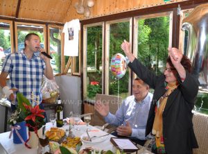 Prijedorčanka Mara Kragulj proslavila 100. rođendan sa onima koje voli, među njima bio i Dodik – FOTO/VIDEO