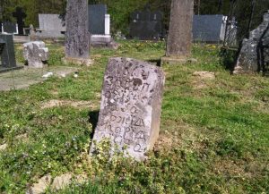 Bizarno: Iskopao grobne ostatke predaka kako bi napravio mjesta za sebe i suprugu