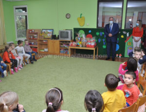 Nedjelja djeteta: Gradonačelnik Đaković u posjeti vrtiću “Đurđevak” na Urijama – FOTO