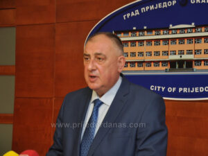 Gradonačelnik Đaković: Od prošle godine odluka o Omarskoj na republičkom nivou