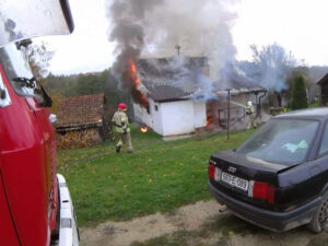 U požaru uništena kuća Ranka Jovića iz Gornjih Orlovaca – FOTO/VIDEO