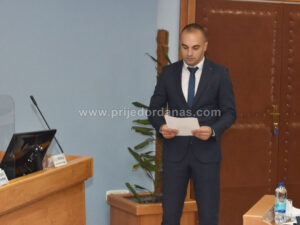 Skupština grada Prijedora: Verifikovan odbornički mandat Mladenu Kulundžiji – FOTO