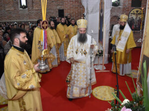 Prijedor: Patrijarh Porfirije služio prvu liturgiju u manastiru Miloševac – FOTO/VIDEO