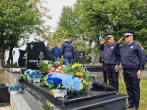Policijska uprava Prijedor odala pomen Slađenku Tubinu koji je stradao na dužnosti prije pet godina