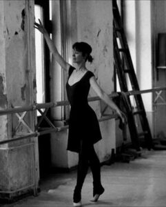 Prijedor: Profesionalni pedagog Brižita Karabašić vodi male balerine – FOTO