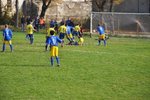 KOMŠIJSKI DERBI PRIPAO GOSTIMA: BRDO SAVLADALO GOMJENICU – FOTO