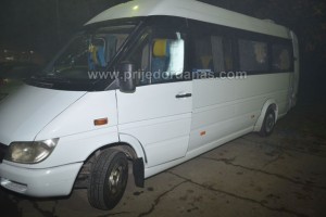 INCIDENT U PRIJEDORU: MALOLJETNICI RAZBILI AUTOBUS RUKOMETAŠA „ČELINCA“ – FOTO