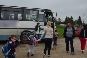 PRIJEDOR: ĐACI OSTALI BEZ JAVNOG PREVOZA