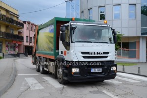 KOMUNALNE USLUGE PRIJEDOR: OD DANAS SKUPLJI ODVOZ SMEĆA