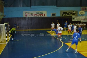 RUKOMETAŠI PRIJEDORA PORAŽENI U ŽIVINICAMA KOD DOMAĆEG KONJUHA