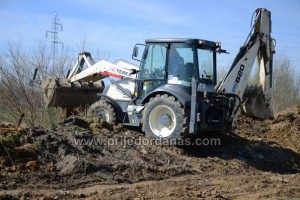 “VODOVOD” UKLANJAO OTPAD U BLIZINI BUNARA