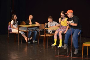 humanitarna priredba osnovci (2)