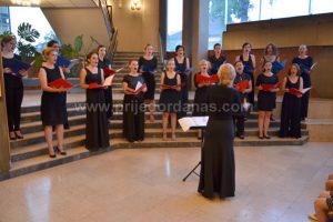 NOVOOSNOVANI KAMERNI HOR „A VISTA“ ODRŽAO PRVI KONCERT – FOTO – VIDEO