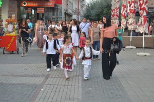 vece folklora-kulturno ljeto prijedor 2016 (4)