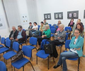 srna-muzej-kozare-predavanje-o-kocicu-2