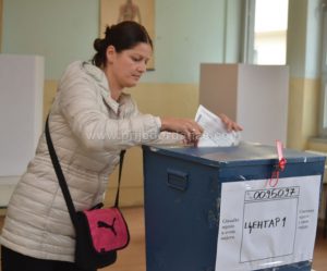 izbori-2016-glasanje-8