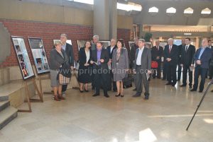 izlozba-25-godina-nsrs-8