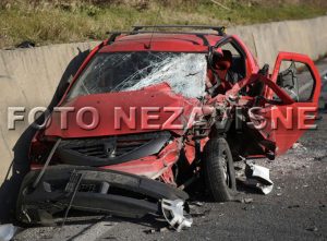 nezavisne-sudar-kombi-dacia-5