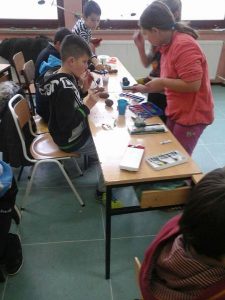 os-cirilo-i-metodije-trnopolje-ukrasi-od-recikliranog-materijala-8