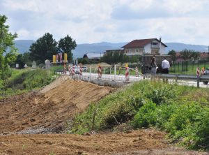 Prijedor-Nešić: Za sanaciju klizišta na magistralnom putu 152.000 KM – FOTO
