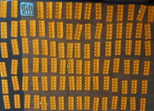 Policija kontrolisala “Mercedes”: Pronađeno i oduzeto 940 tableta “Heptanona” i ampule morfijuma