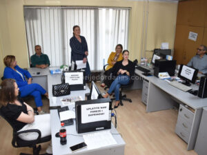 Prijedor: Radnici “Kozarskog vjesnika” održali štrajk upozorenja – FOTO/VIDEO